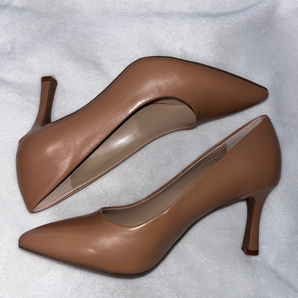 Kelly & Katie Shoes - Elegant Kelly & Katie Tan Women's Heels